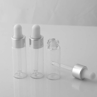 Silver Mini 5ml Essential Oil Bottles OEM ODM Glass Dropper Bottles
